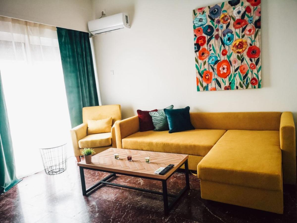 Explore Greece From Colorful City Centre Apartment Халкіда Екстер'єр фото